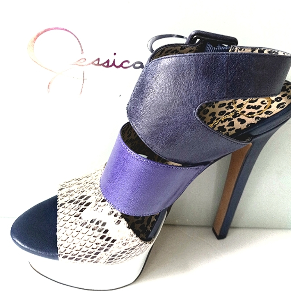 New Leather Jessica Simpson Stilettos Size 5.5